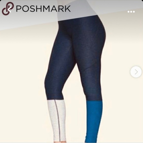 Outdoor Voices 7/8 Dipped Warmup Leggings - Picture 2 of 5